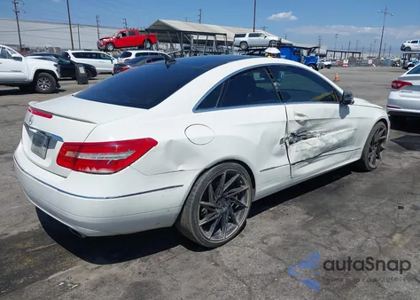 2011 Mercedes-Benz E 350 from USA, damaged, VIN WDDKJ5GB3BF078885